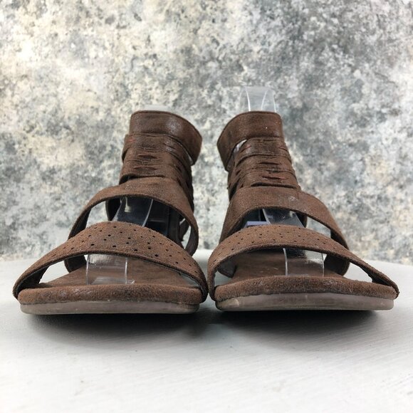 Corkys Women's Size 8 Terrance Brown Faux Suede Open Toe Back Zip Sandals - Picture 2 of 15